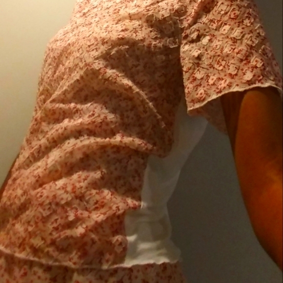 Small Senlis Beautiful Pink Floral Tee with Small Tiered Ruffle  Skirt - Picture 6 of 10